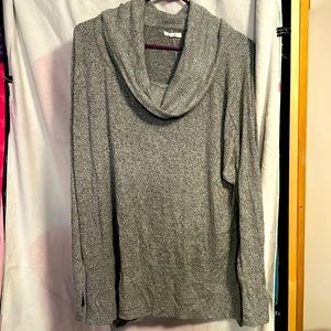 Maurice’s Women’s sweater size 2